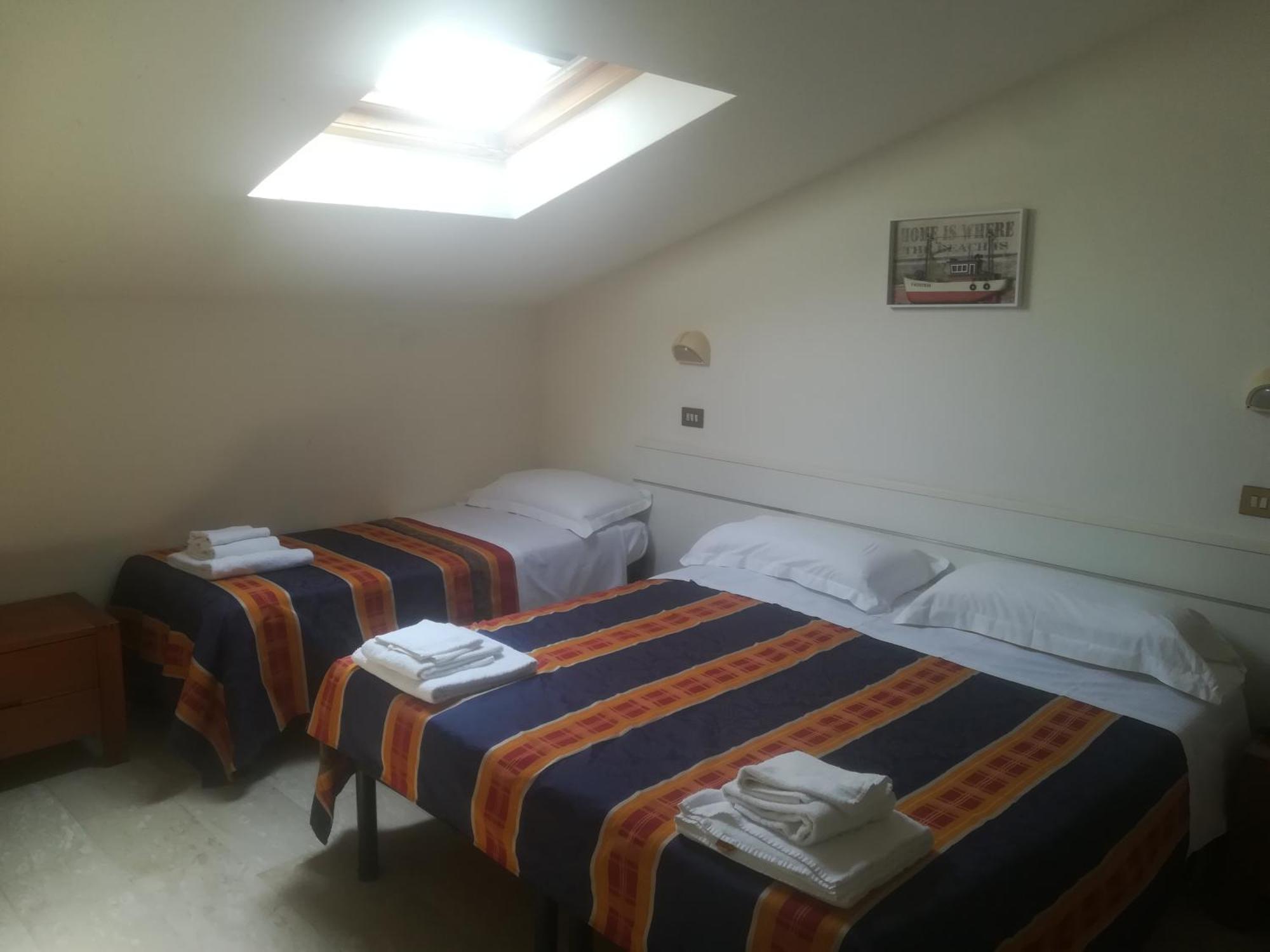 וירג'יו Hotel Derna מראה חיצוני תמונה