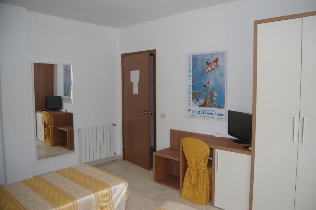 וירג'יו Hotel Derna מראה חיצוני תמונה