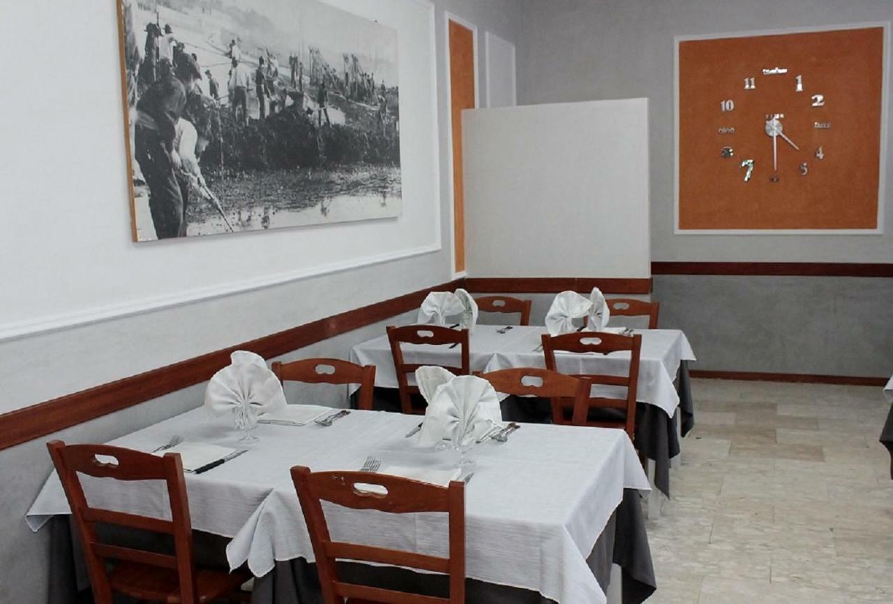 וירג'יו Hotel Derna מראה חיצוני תמונה