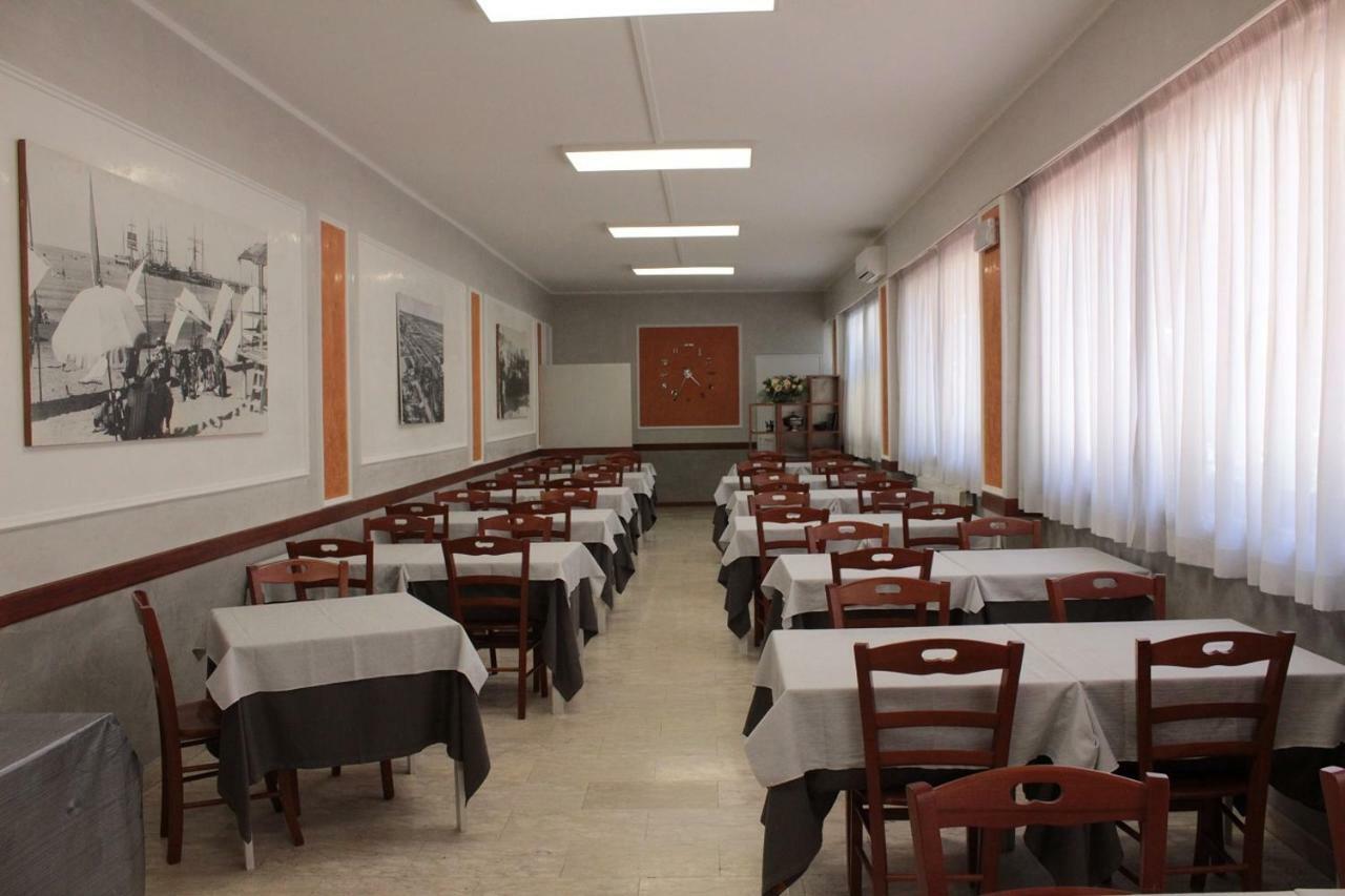 וירג'יו Hotel Derna מראה חיצוני תמונה